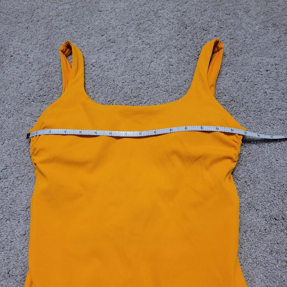 Athleta Cloudbreak‎ Orange Ribbed One-Piece Swimsuit